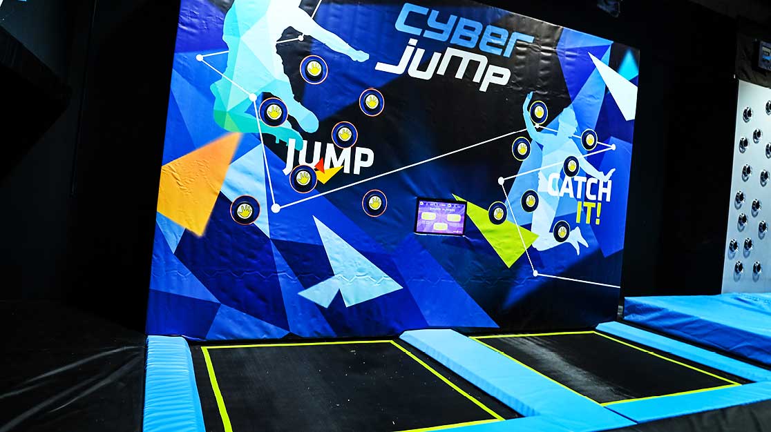 Interaktive_wand_module_Akrobat