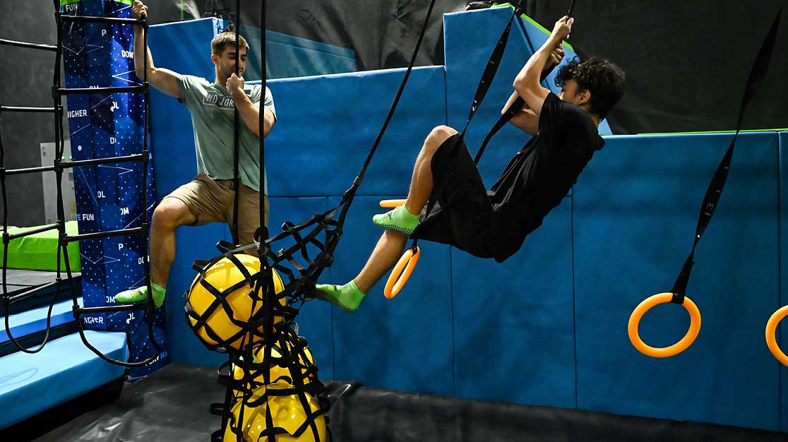 Ninja_warrior_parcours_module_Akrobat