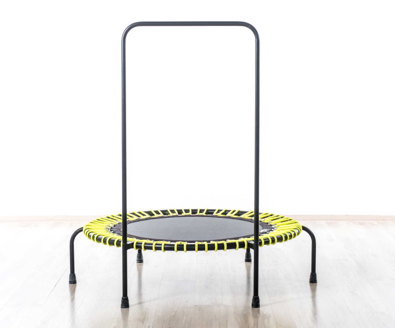 Fitness trampoline